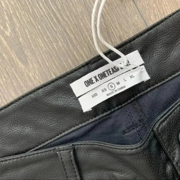 One Teaspoon Faux Leather Pants Leggings Black Skinny Straight Leg slit knee S - Picture 11 of 16